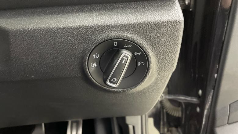 Volkswagen T-Roc 1.6 TDI R-Line 5dr Diesel Hatchback